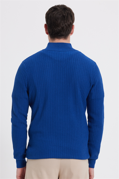 Slim Fit Dar Kesim Dik Yaka Fermuarlı Desenli Saks Mavi Erkek Triko Kazak