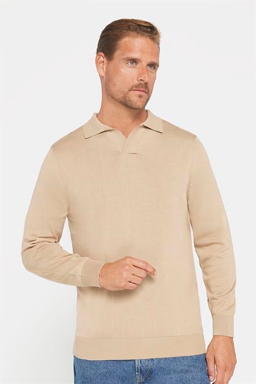 Erkek Standart Fit Normal Kesim Polo V Yaka Taş Triko Kazak