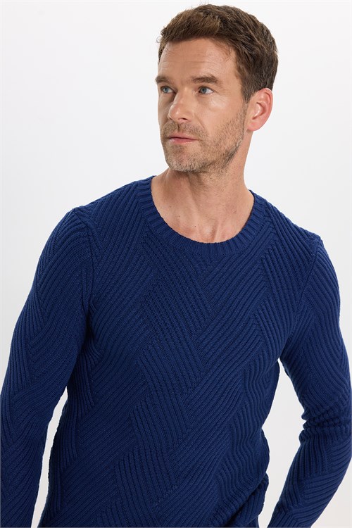 Erkek Slim Fit Dar Kesim Pamuklu Desenli Yumuşak Dokulu Saks Mavi Bisiklet Yaka Kazak
