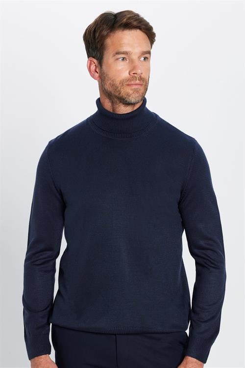 Erkek Slim Fit Dar Kesim Yumuşak Dokulu Tüylenmeyen Lacivert Tam Balıkçı Yaka Triko Kazak