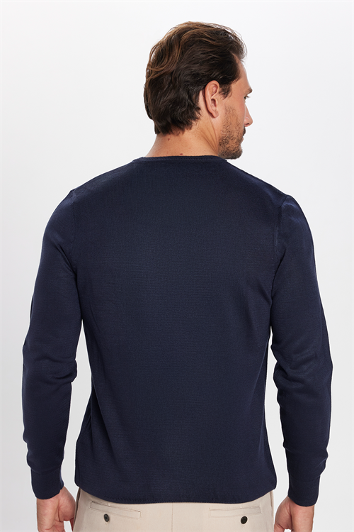 Erkek Slim Fit Dar Kesim Yumuşak Dokulu Tüylenmeyen Lacivert Bisiklet Yaka Triko Kazak