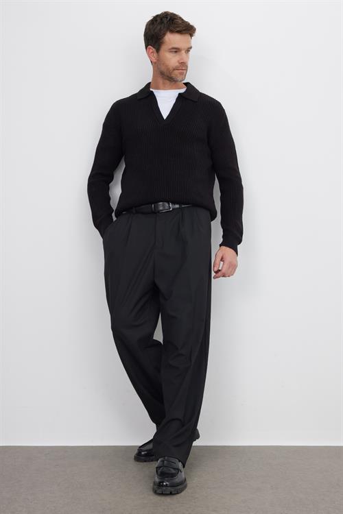 Erkek Slim Fit Dar Kesim Polo Yaka Siyah Kazak
