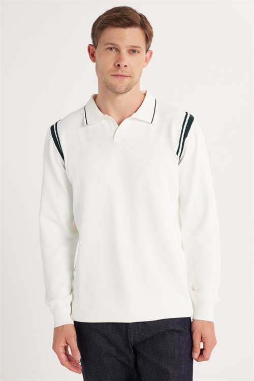 Erkek Slim Fit Dar Kesim Uzun Kol Polo Yaka Çizgili Beyaz Kazak