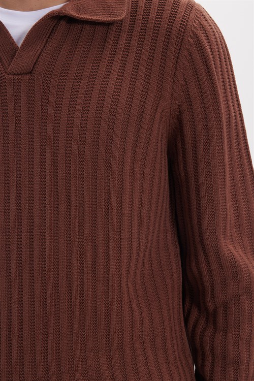 Erkek Standart Fit Normal Kesim Polo Yaka Kahverengi Kazak