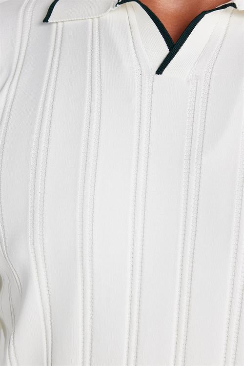 Erkek Slim Fit Dar Kesim Çizgi Detaylı Beyaz Polo Yaka Kazak