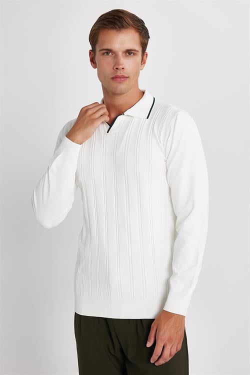 Erkek Slim Fit Dar Kesim Çizgi Detaylı Beyaz Polo Yaka Kazak