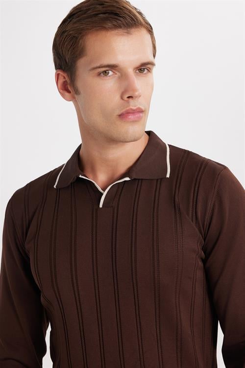 Erkek Slim Fit Dar Kesim Çizgi Detaylı Kahverengi Polo Yaka Kazak