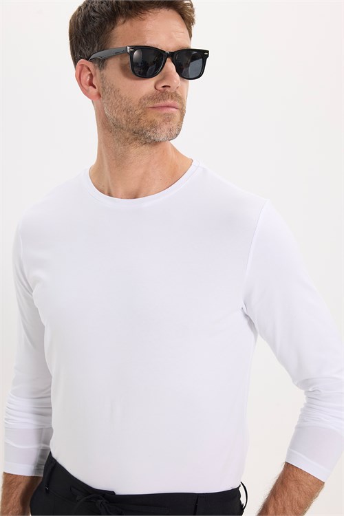 Erkek Slim Fit Dar Kesim Pamuklu Yumuşak Dokulu Bisiklet Yaka Likralı Beyaz Sweatshirt