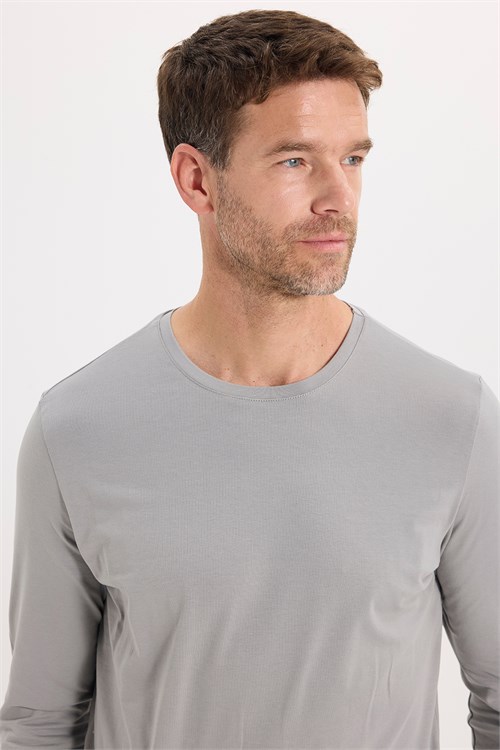Erkek Slim Fit Dar Kesim Pamuklu Yumuşak Dokulu Bisiklet Yaka Likralı Gri Sweatshirt