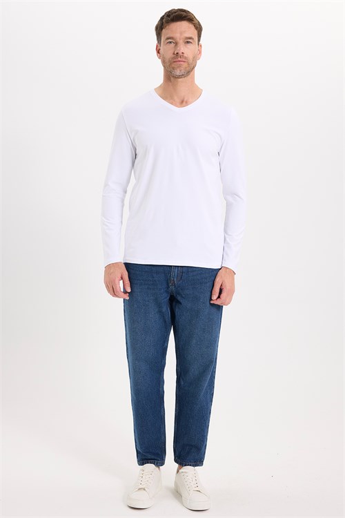 Erkek Slim Fit Dar Kesim Pamuklu Yumuşak Dokulu Likralı V Yaka Süprem Beyaz Basic Sweatshirt