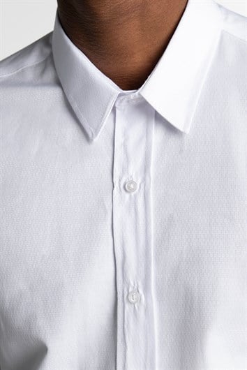 Modern Slim Fit Uzun Kollu Pamuklu Kolay Ütü Armürlü Erkek Beyaz Gömlek