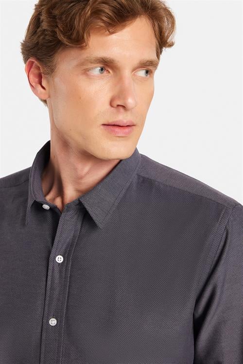 Modern Slim Fit Uzun Kollu Pamuklu Kolay Ütü Armürlü Erkek Füme Gömlek