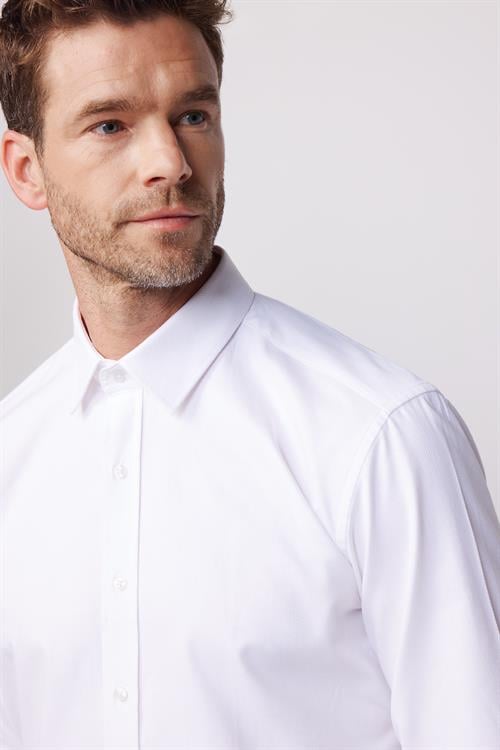Modern Fit Uzun Kollu %100 Pamuk Armürlü Premium Erkek Beyaz Gömlek