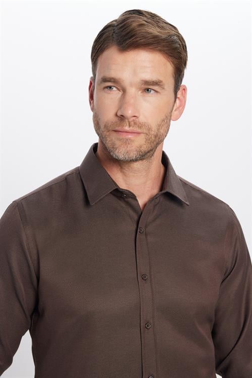 Modern Slim Fit Uzun Kollu Pamuklu Kolay Ütü Armürlü Erkek Kahve Gömlek