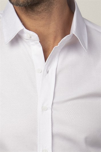 Modern Slim Fit Uzun Kollu Pamuklu Kolay Ütü Armürlü Erkek Beyaz Gömlek