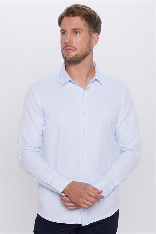 Erkek Modern Fit Dar Kesim Pamuklu Kolay Ütü Armürlü Mavi Gömlek