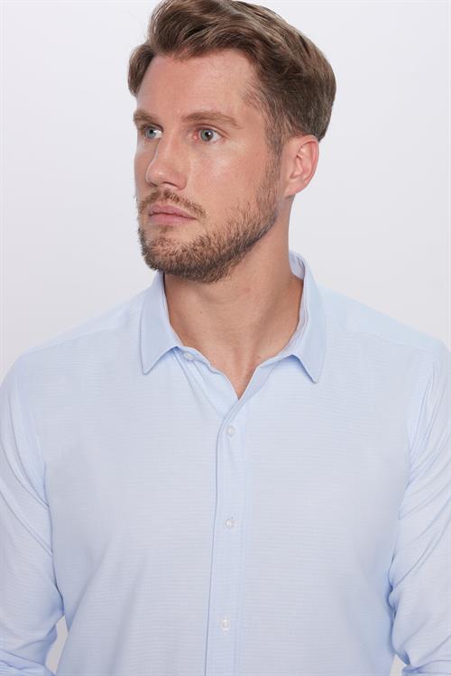 Erkek Modern Fit Dar Kesim Pamuklu Kolay Ütü Armürlü Mavi Gömlek