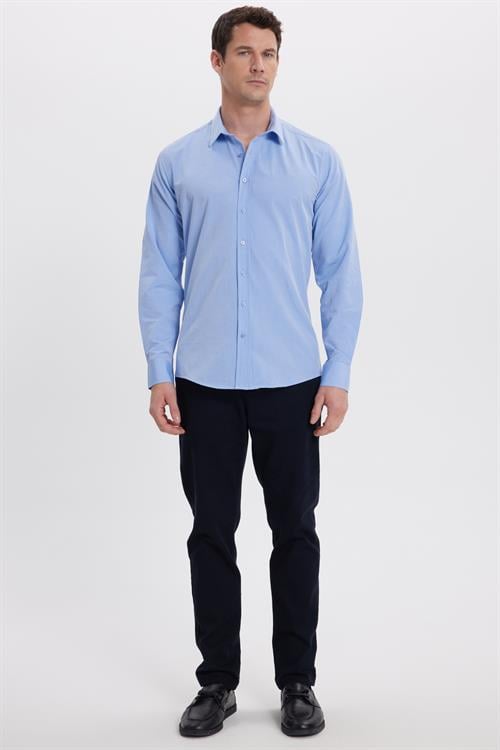 Erkek Modern Fit Dar Kesim Pamuklu Kolay Ütü Armürlü Mavi Gömlek
