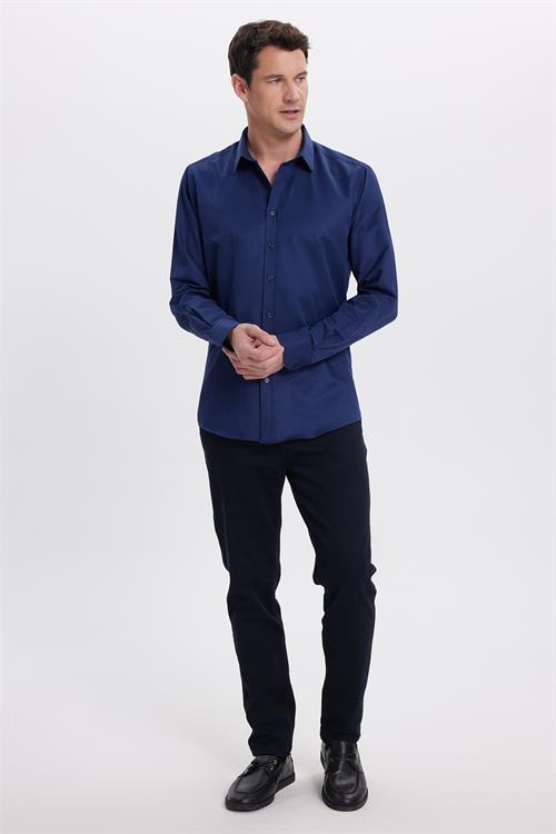 Modern Slim Fit Uzun Kollu Pamuklu Kolay Ütü Armürlü Lacivert Erkek Gömlek