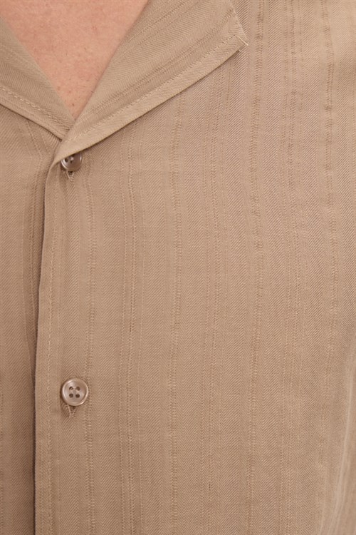 Erkek Oversize Geniş Kesim %100 Pamuk Çizgili Kısa Kollu Apaş Yaka Kahverengi Gömlek