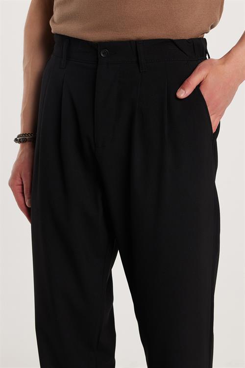 Erkek Regular Fit Çift Pileli Beli Lastikli Rahat Kesim Bol Paça Baggy Siyah Pantolon