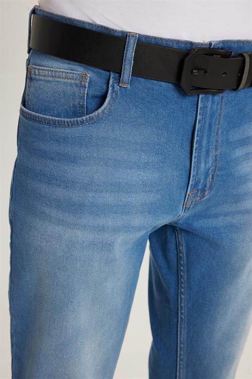 Erkek Regular Fit Normal Kesim Denim Yıkamalı Düz Paça Mavi Jean Kot Pantolon