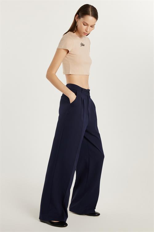 Kadın Regular Fit Pileli İspanyol Paça Lacivert Pantolon
