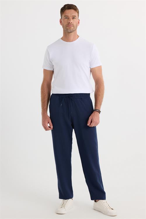 Erkek Standart Fit Normal Kesim Beli Bağcıklı Geniş Paça Lacivert Pantolon