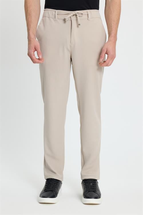 Erkek Slim Fit Dar Kesim Beli Lastikli Bağcık Detaylı Taş Pantolon