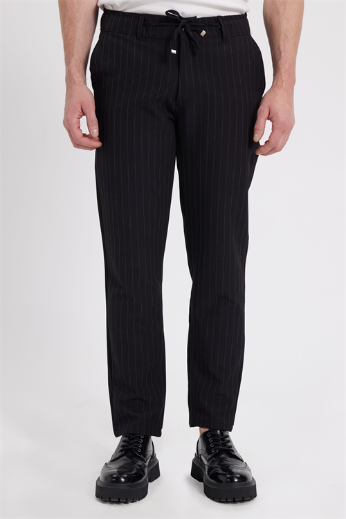 Erkek Slim Fit Dar Kesim Gofre Kumaş Beli Bağcıklı Çizgili Siyah Pantolon