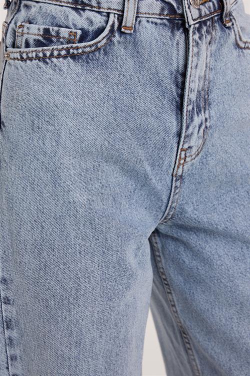 Kadın Regular Fit Klasik Kesim Baggy Pamuklu Geniş Paça Açık Mavi Jean Pantolon