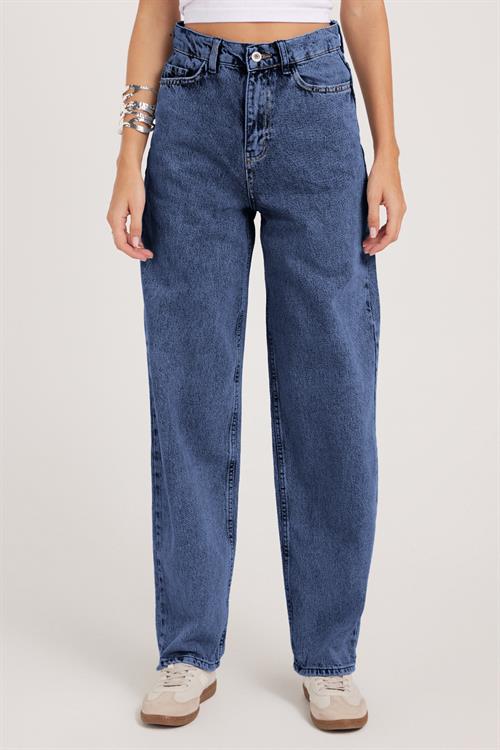 Kadın Regular Fit Klasik Kesim Baggy Pamuklu Geniş Paça Mavi Jean Pantolon
