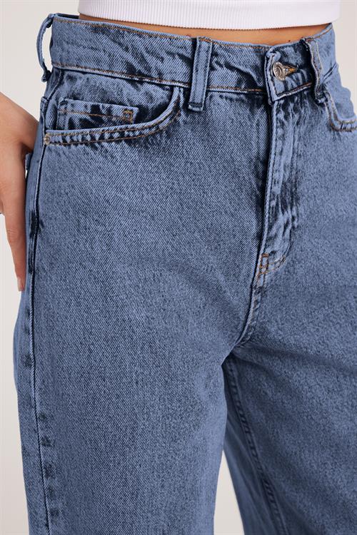 Kadın Regular Fit Klasik Kesim Baggy Pamuklu Geniş Paça Mavi Jean Pantolon