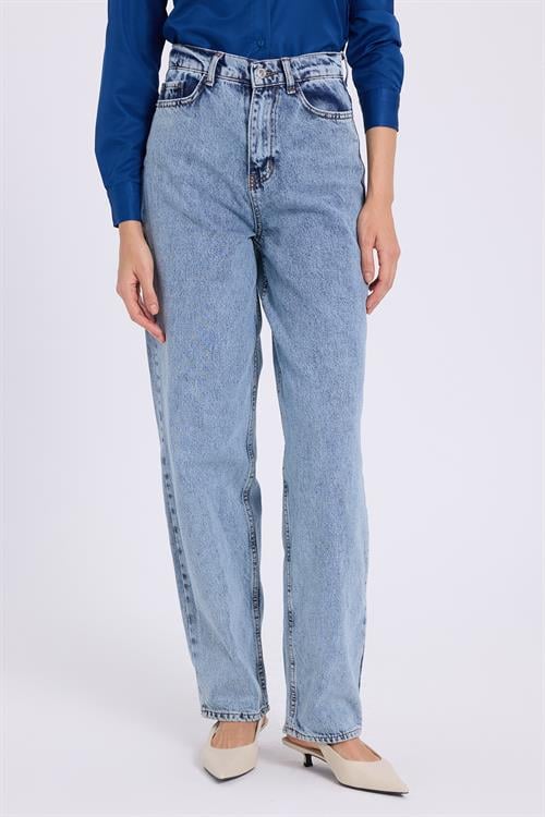 Kadın Regular Fit Klasik Kesim Baggy Pamuklu Geniş Paça Mavi Jean Pantolon