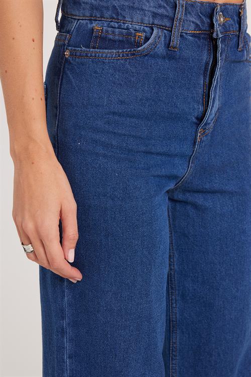 Kadın Regular Fit Klasik Kesim Pamuklu Bol Paça Koyu Mavi Jean Pantolon