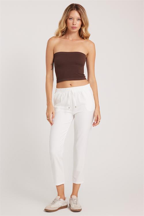 Kadın Relax Fit Rahat Kesim Yüksel Bel Dar Paça Beli Lastikli Bağcıklı Beyaz Pantolon