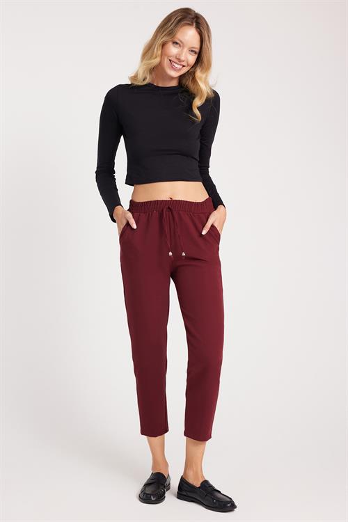 Kadın Relax Fit Rahat Kesim Yüksel Bel Dar Paça Beli Lastikli Bağcıklı Bordo Pantolon