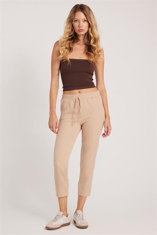 Kadın Relax Fit Rahat Kesim Yüksel Bel Dar Paça Beli Lastikli Bağcıklı Açık Bej Pantolon