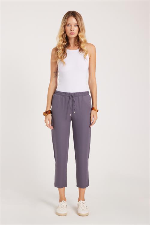 Kadın Relax Fit Rahat Kesim Yüksel Bel Dar Paça Beli Lastikli Bağcıklı Antrasit Pantolon