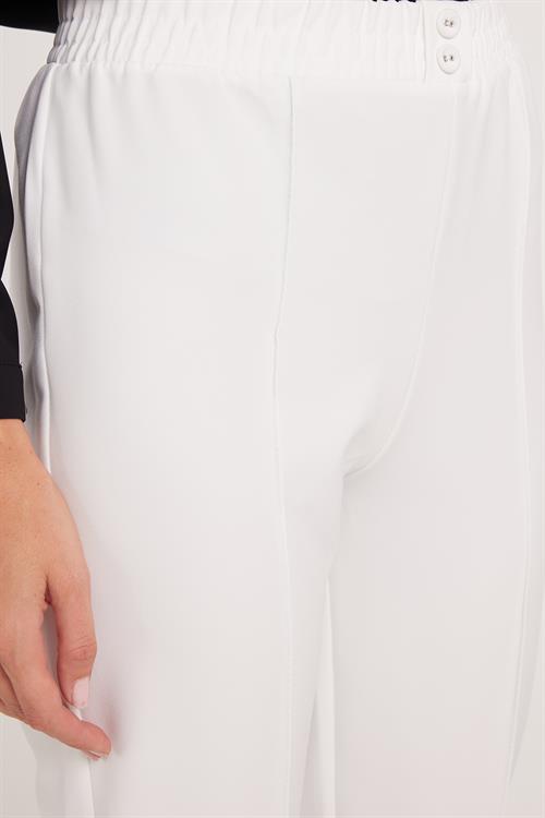 Kadın Relax Fit Rahat Kesim Yüksel Bel Düz Paça Beli Lastikli Beyaz Pantolon