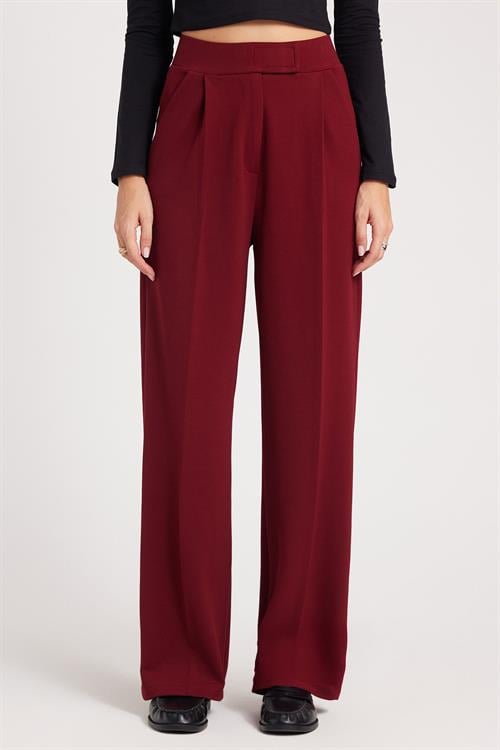 Kadın Regular Fit Klasik Kesim Cırt Kapamalı Geniş Paça Bordo Pantolon