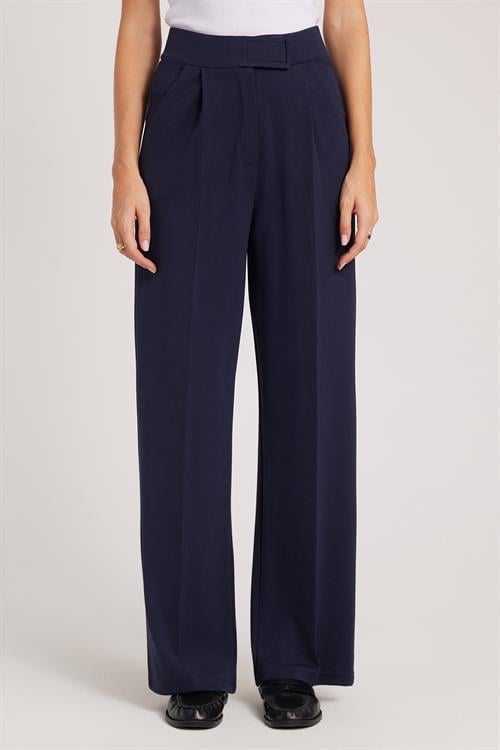 Kadın Regular Fit Klasik Kesim Cırt Kapamalı Geniş Paça Lacivert Pantolon
