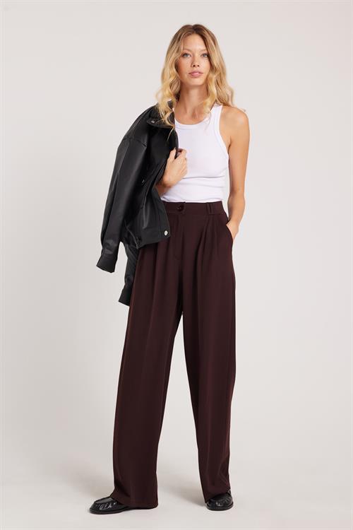 Kadın Regular Fit Klasik Kesim Yüksel Bel Geniş Paça Kahverengi Pantolon