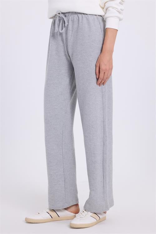 Kadın Relax Fit Rahat Kesim Beli Bağcıklı Geniş Paça Gri Pantolon