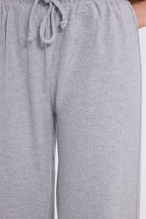 Kadın Relax Fit Rahat Kesim Beli Bağcıklı Geniş Paça Gri Pantolon