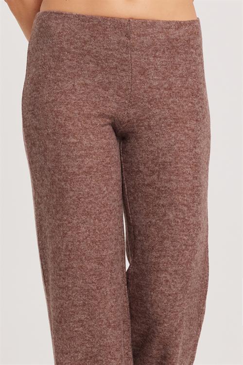 Kadın Relax Fit Rahat Kesim Normal Bel Geniş Paça Kahverengi Pantolon