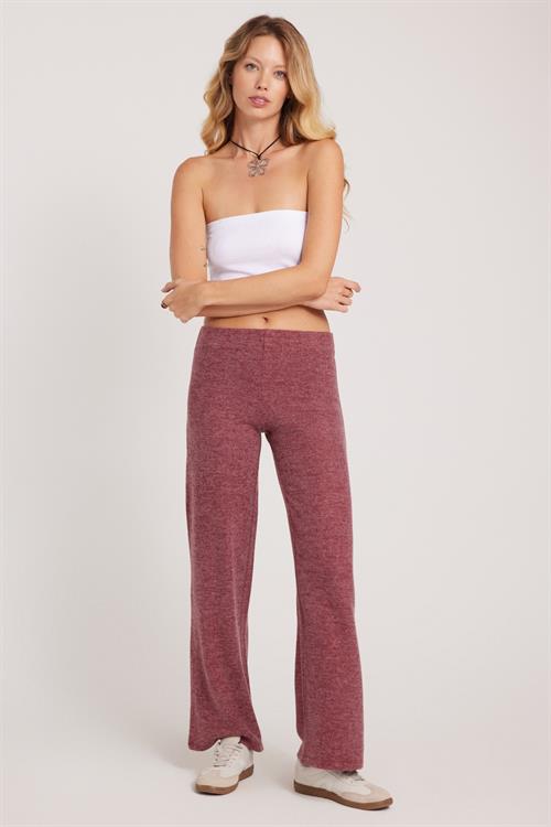 Kadın Relax Fit Rahat Kesim Normal Bel Geniş Paça Bordo Pantolon