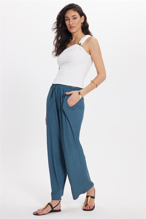 Kadın Regular Fit Klasik Kesim Pamuklu Beli Bağcıklı Desenli Çift Cepli İndigo Pantolon