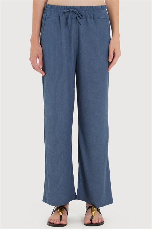 Kadın Regular Fit Klasik Kesim Pamuklu Beli Bağcıklı Desenli Çift Cepli İndigo Pantolon