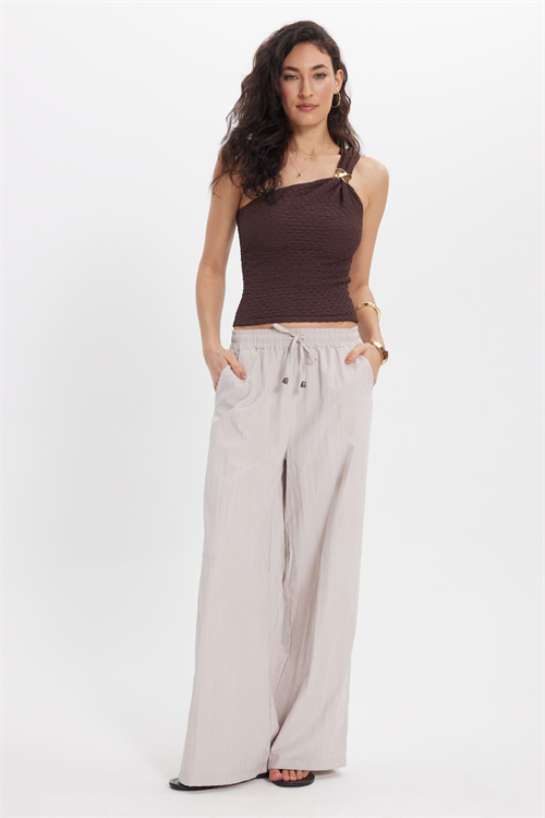 Kadın Relax Fit Rahat Kesim Beli Bağcıklı Lastikli Yumuşak Dokulu Çift Cepli Bej Pantolon